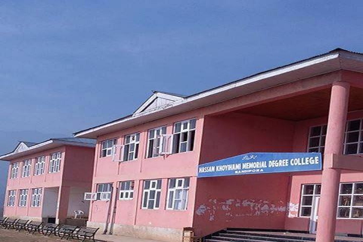 https://cache.careers360.mobi/media/colleges/social-media/media-gallery/19092/2018/11/10/Campus View of HKM Government Degree College Bandipora_Campus-View.jpg